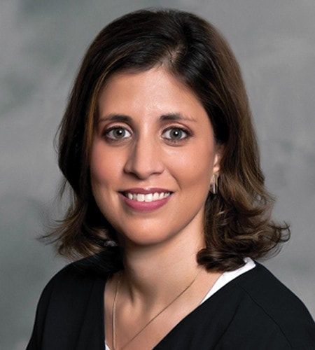 Picture of Dr. Maryam Ahsan, Chiropractor in Schaumburg, Illinois